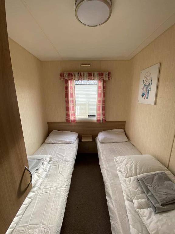 8 Berth Caravan Pg30 Chapel Saint Leonards Bagian luar foto