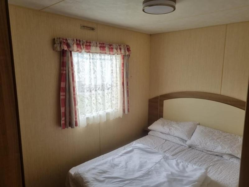 8 Berth Caravan Pg30 Chapel Saint Leonards Bagian luar foto